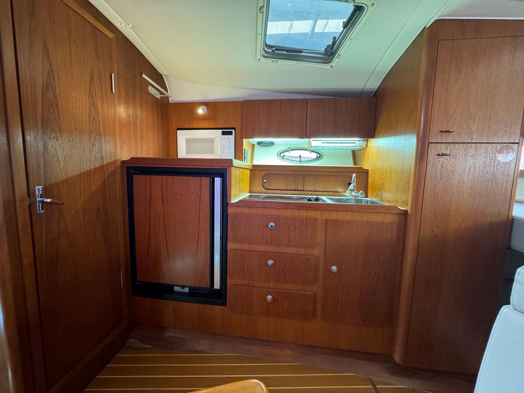 Spacious galley with tons of storage