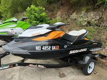 2013 Sea-Doo Waverunner GTX