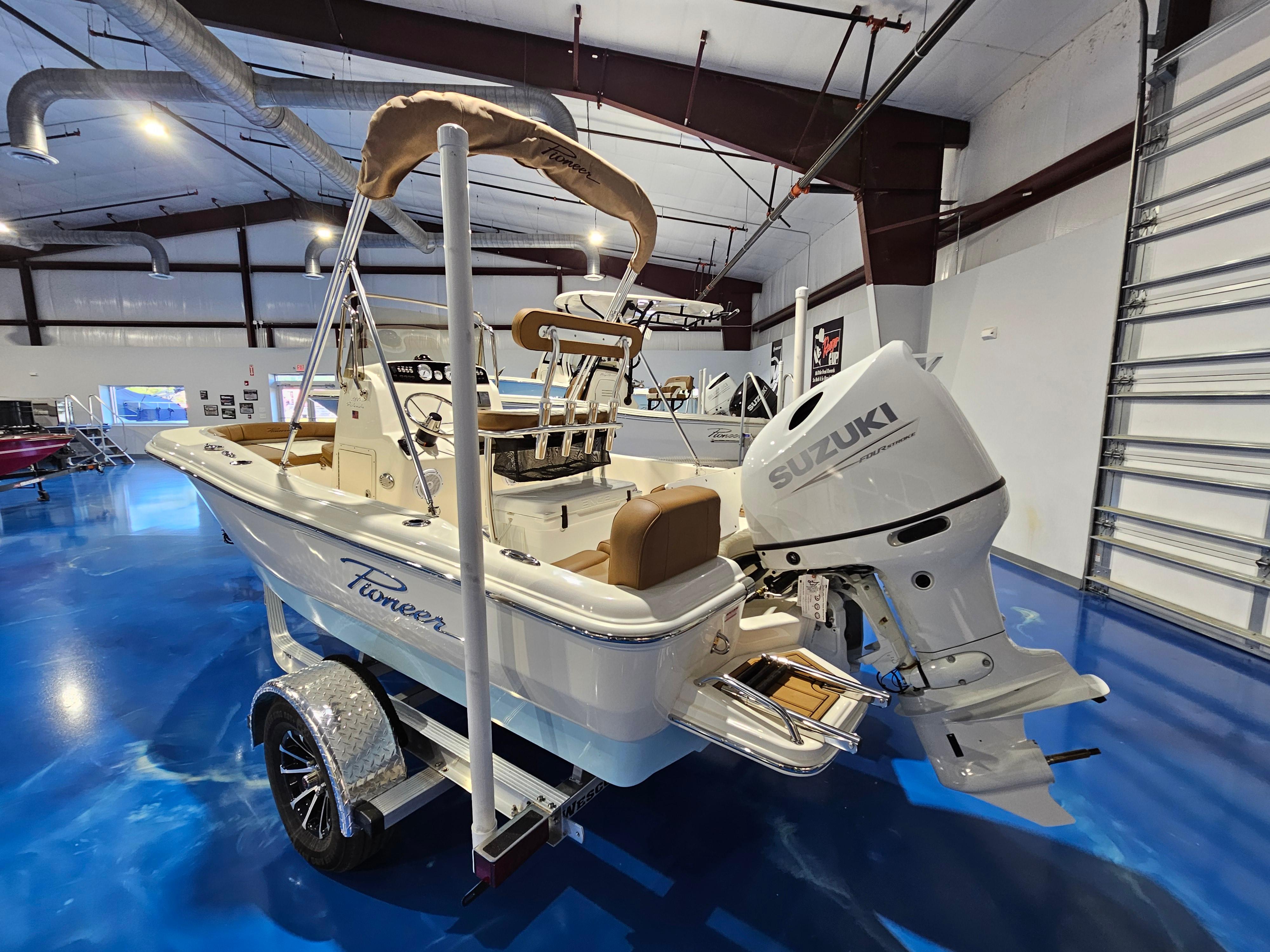 New 2024 Sun Tracker Fishin' Barge 20 DLX, 29461 Moncks Corner - Boat Trader