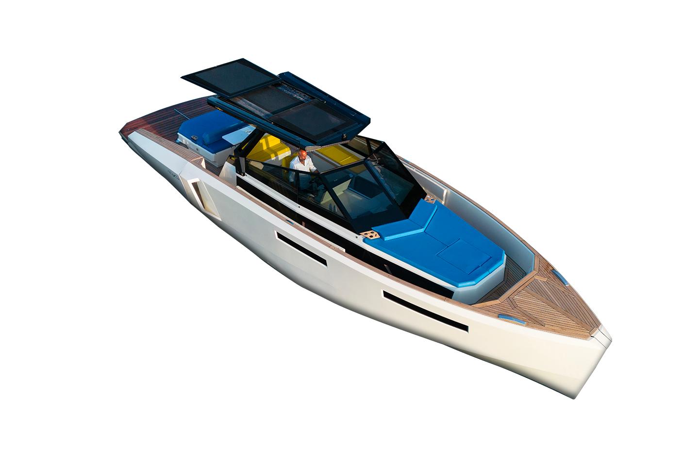 2023 Evo Yachts R4 XT
