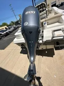 2018 NauticStar 2302 Legacy