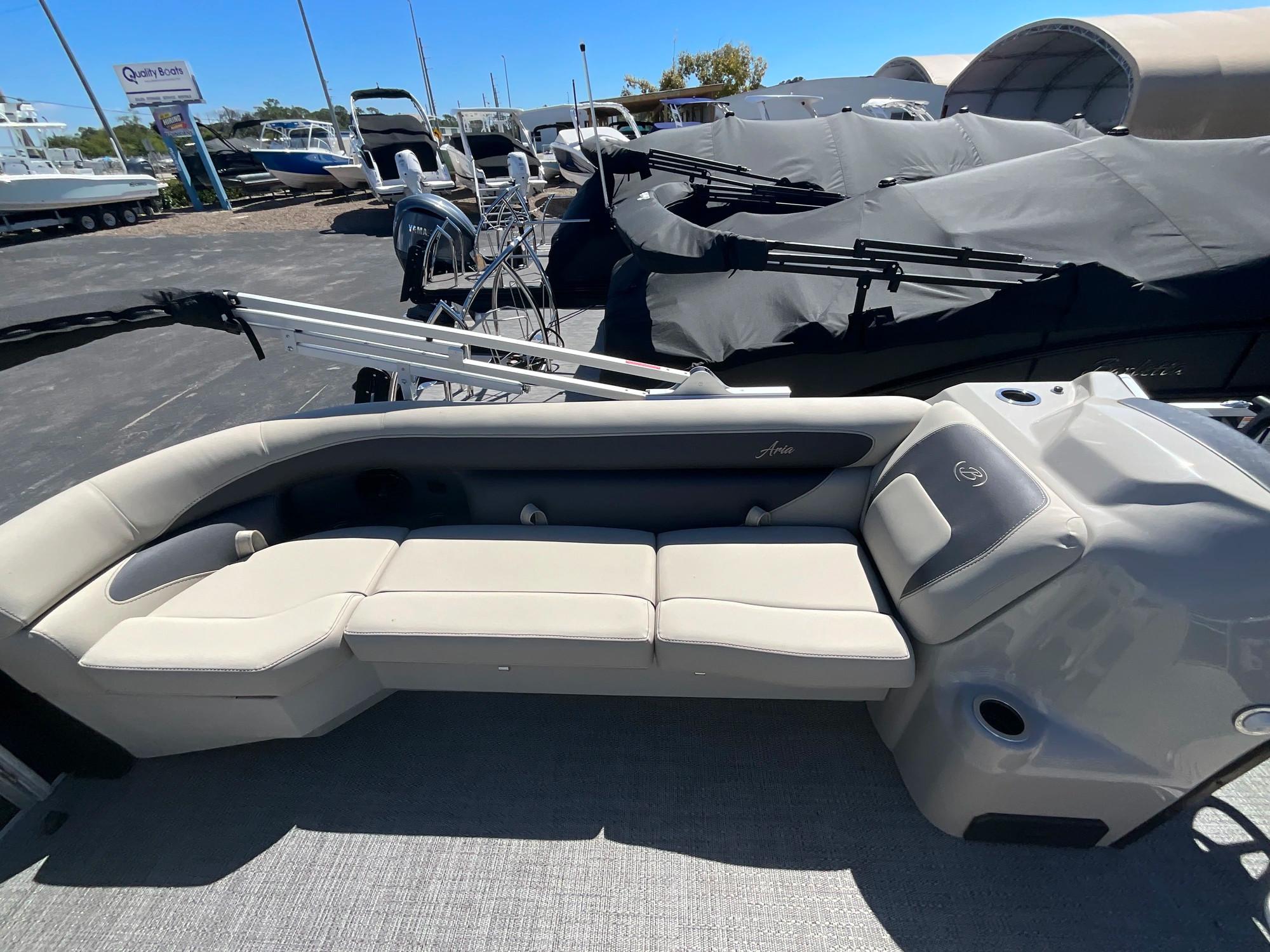 New 2024 Barletta A24UC, 34224 Englewood - Boat Trader