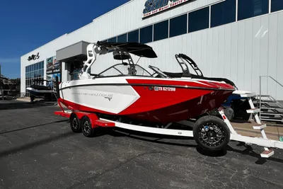 2018 Nautique Super Air Nautique G23