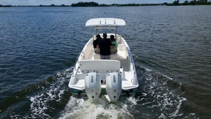 2019 Boston Whaler Dauntless