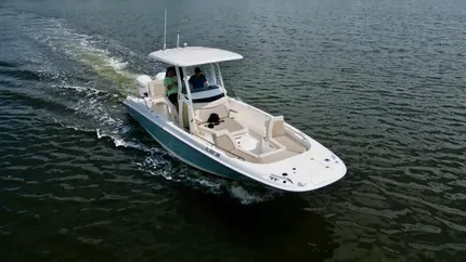 2019 Boston Whaler Dauntless