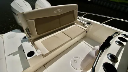 2019 Boston Whaler Dauntless