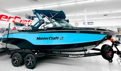 2023 MasterCraft XT23