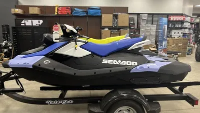 2024 Sea-Doo Waverunner SPARK 3UP 90HP W/CONV. PKG. SOUND - DAZZLING BLUE/