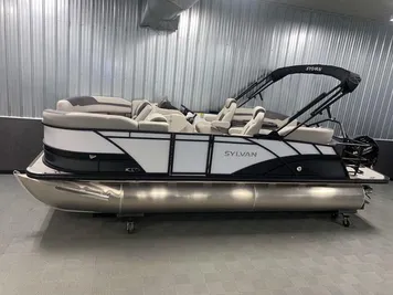 2024 Sylvan L1 LZ Tritoon - Mercury 150HP