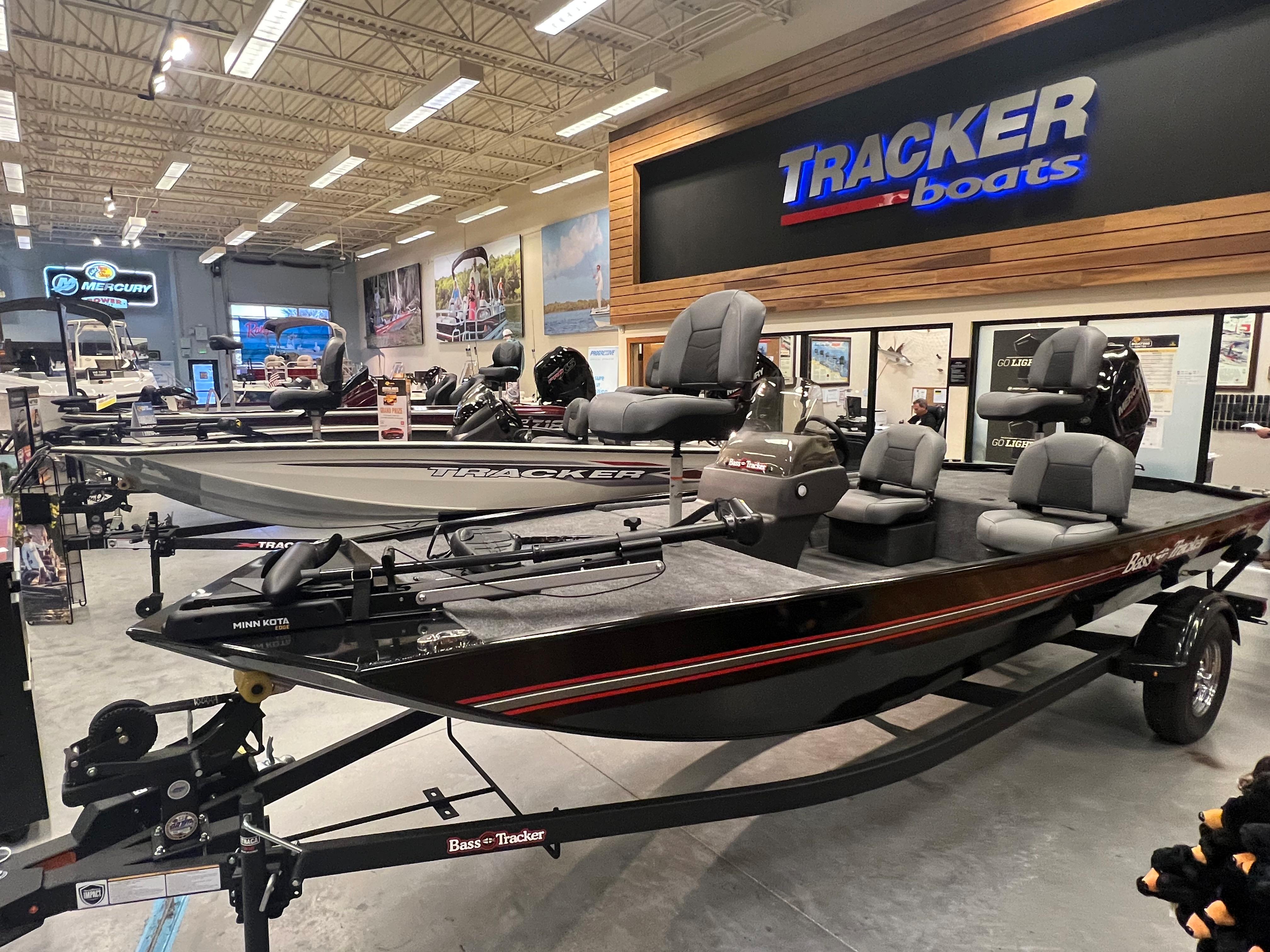 New 2024 Tracker Bass Tracker Classic XL 34953 Boat Trader   9032838 20230919063940501 1 XLARGE 