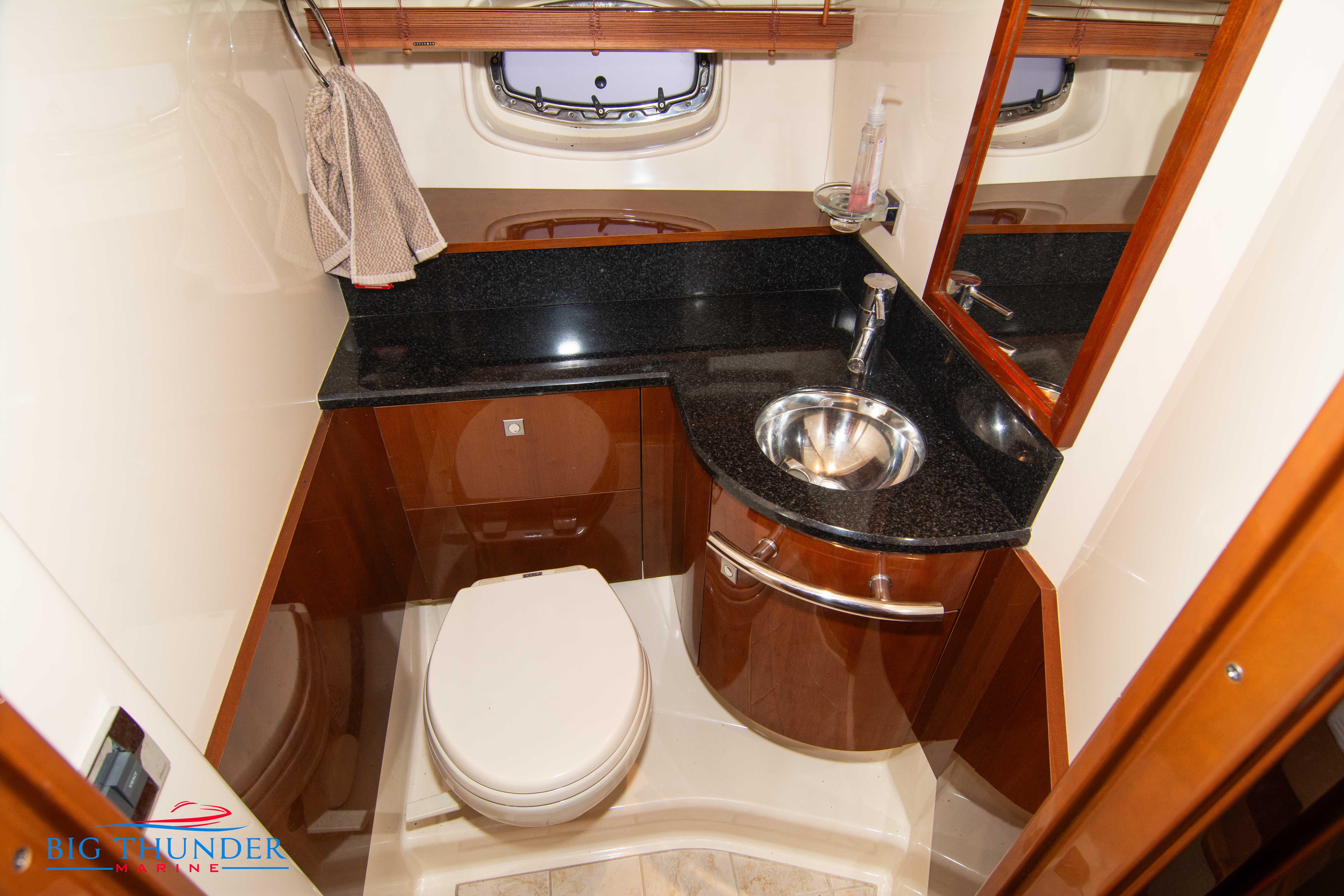 2010 Sea Ray 470 Sundancer