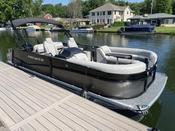 2024 Premier 230 Sunsation RL Tritoon - Mercury 150HP - DEALER