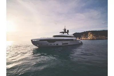 2025 Azimut AZ38-METRI TRIDECK