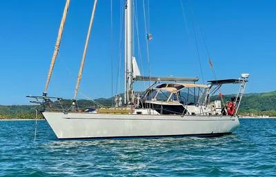 2005 Tayana Deck Salon 48