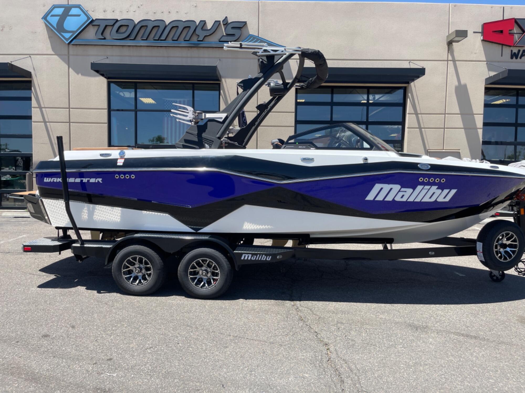 New 2023 Malibu 22 LSV, 80403 Golden - Boat Trader