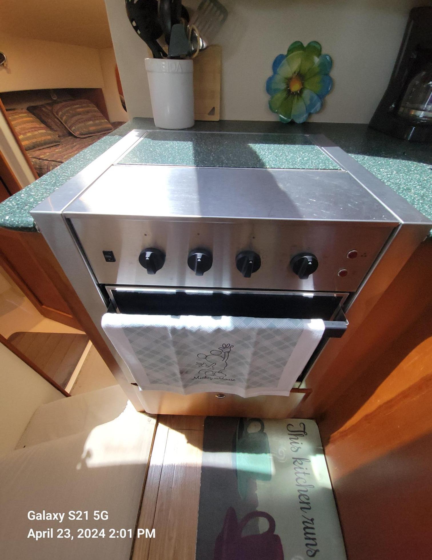 'South Bound' - Galley Stove / Oven