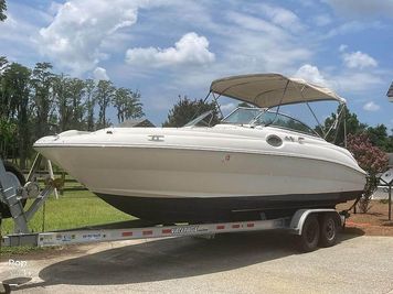 2001 Sea Ray 240 Sundeck
