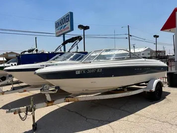 2002 Bayliner CAPRI