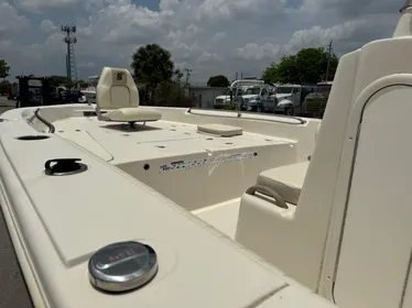 2018 Sea Chaser 26 LX