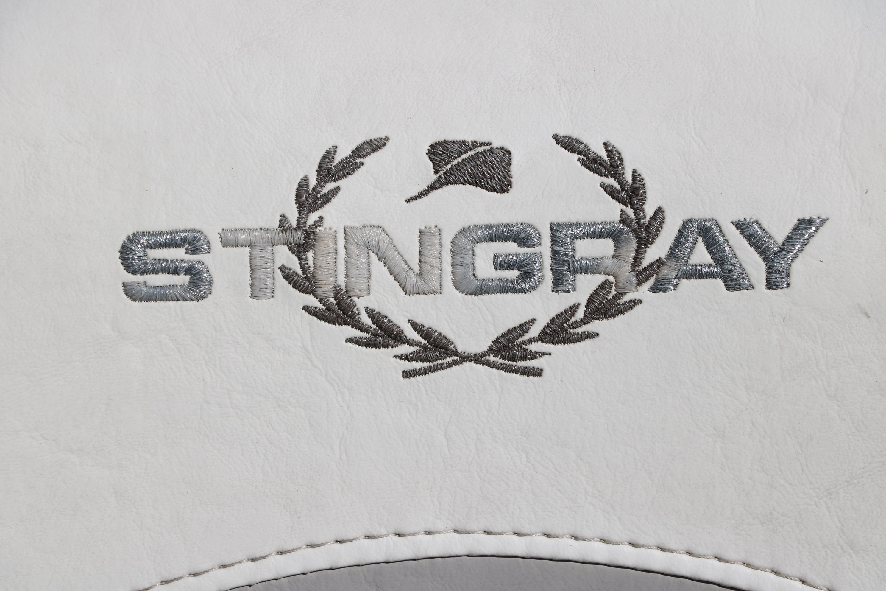 2013 Stingray 215LR