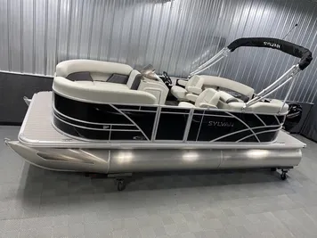 2024 Sylvan Mirage 820 LZ - Mercury 60HP