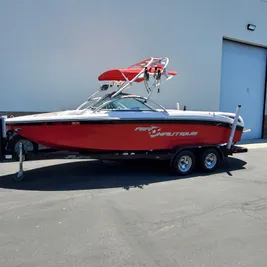 2005 Nautique Air SV-211