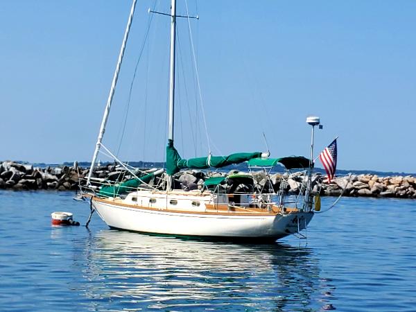 幸せなふたりに贈る結婚祝い 1984 Used Cape Trader Boat - Haddam 06438 Cutter, Dory 和書