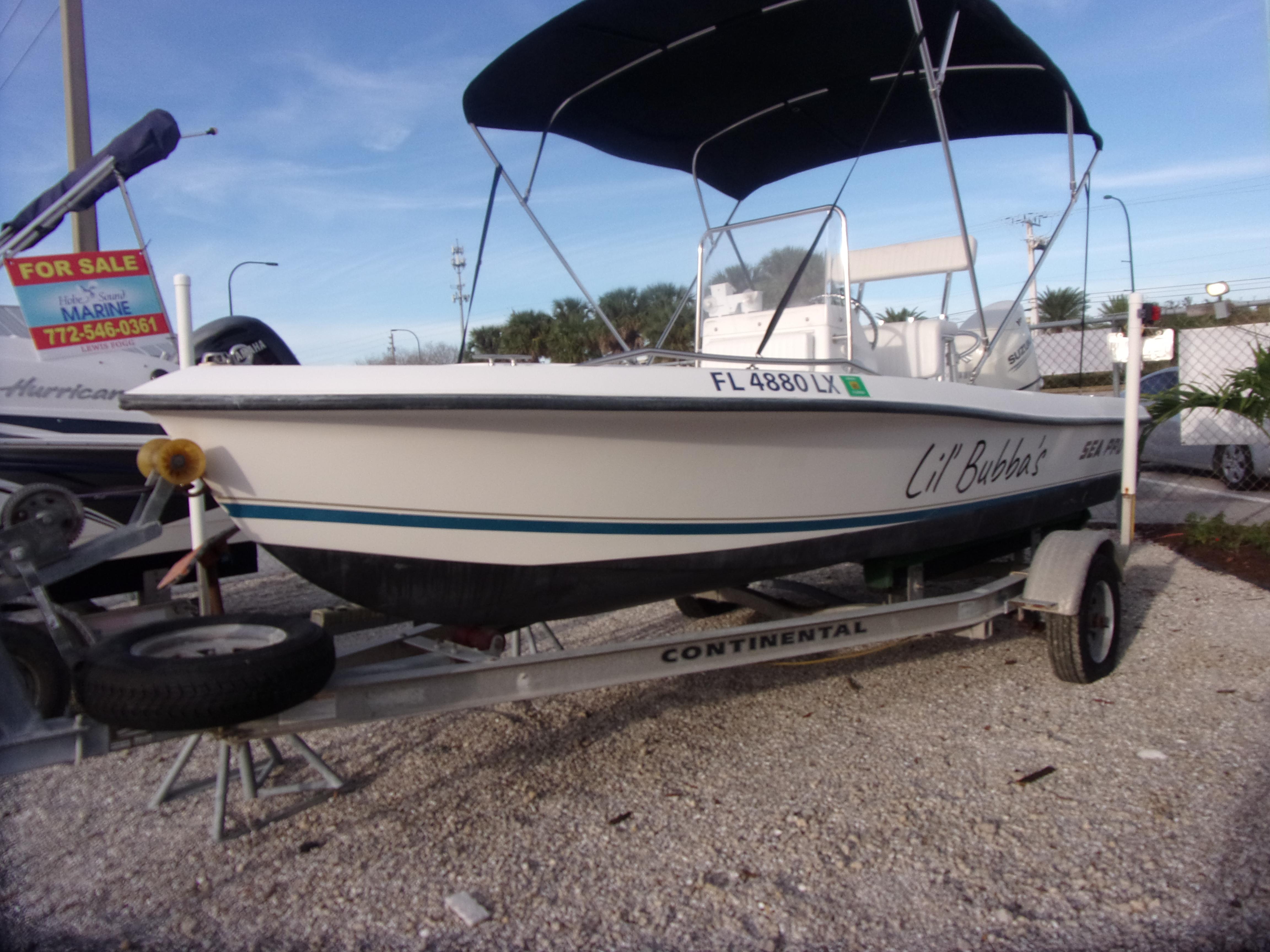 19 Foot Center Console