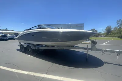 2024 Sea Ray SPX 190 Outboard