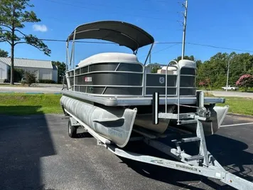 2017 Godfrey Pontoons 2086 AD