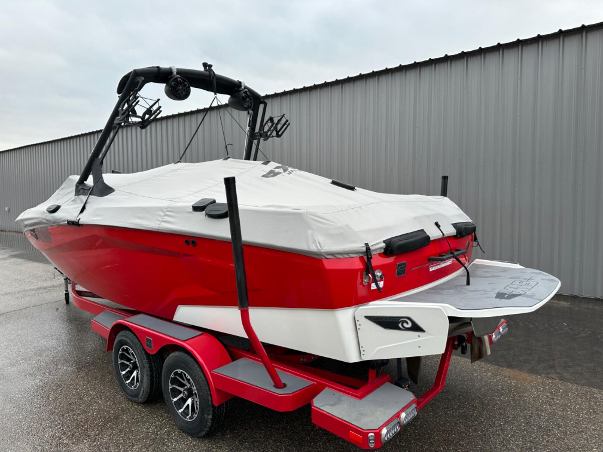 Used 2023 Axis A225, 49796 Walloon Lake - Boat Trader