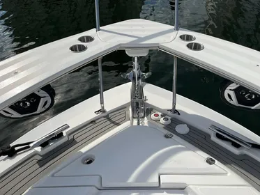 2022 Evolve Yachts 400 Outboard