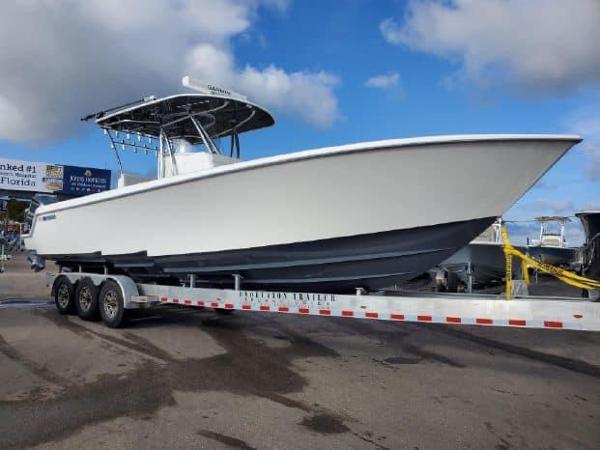 Used 2019 Contender 35 ST, 34243 Sarasota - Boat Trader