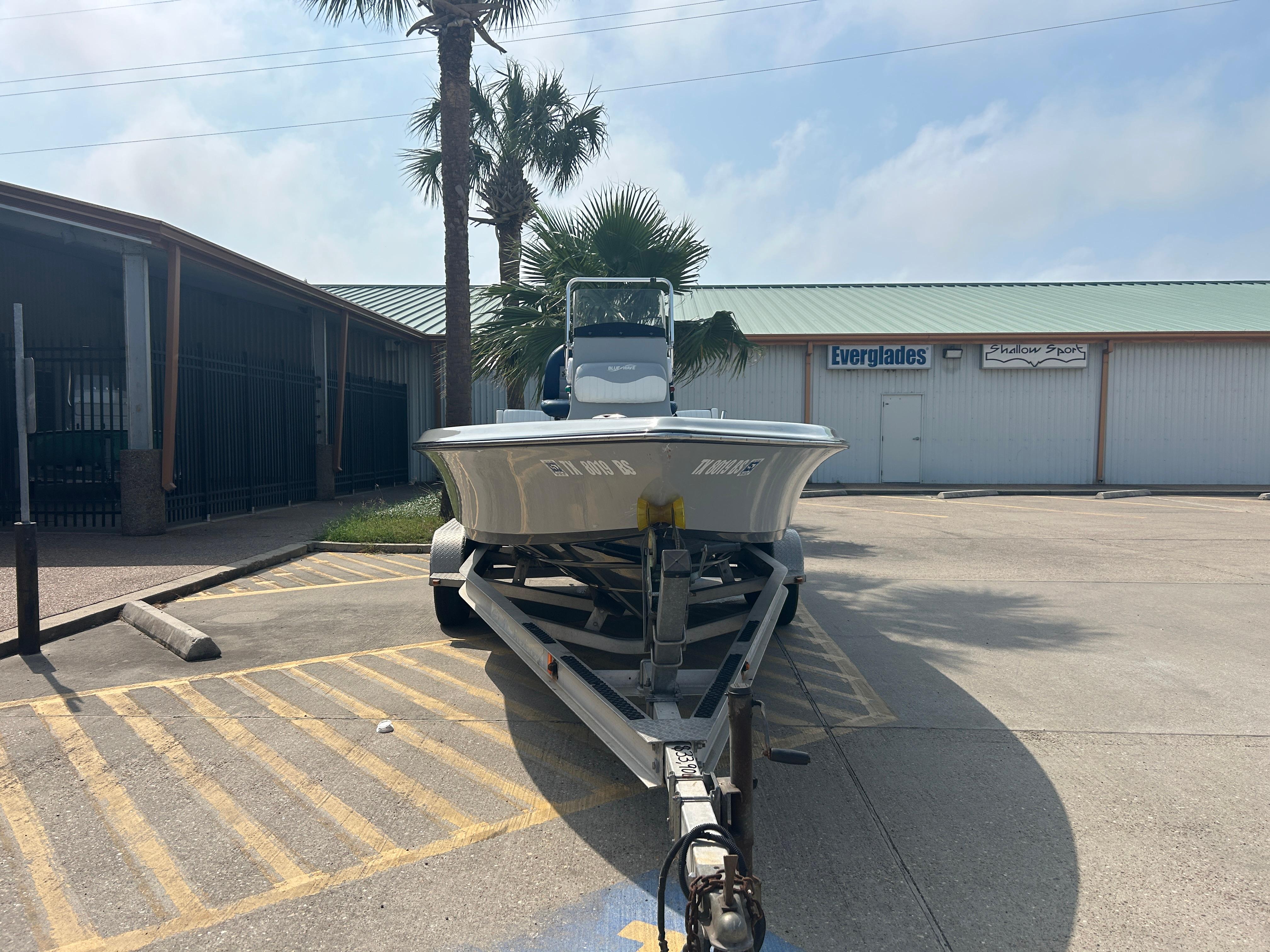 2013 Blue Wave Pure Bay 2200