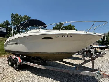 2003 Sea Ray 225 Weekender