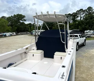 1999 Grady-White 228 Seafarer