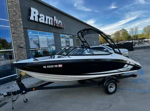 2019 Yamaha Boats AR190