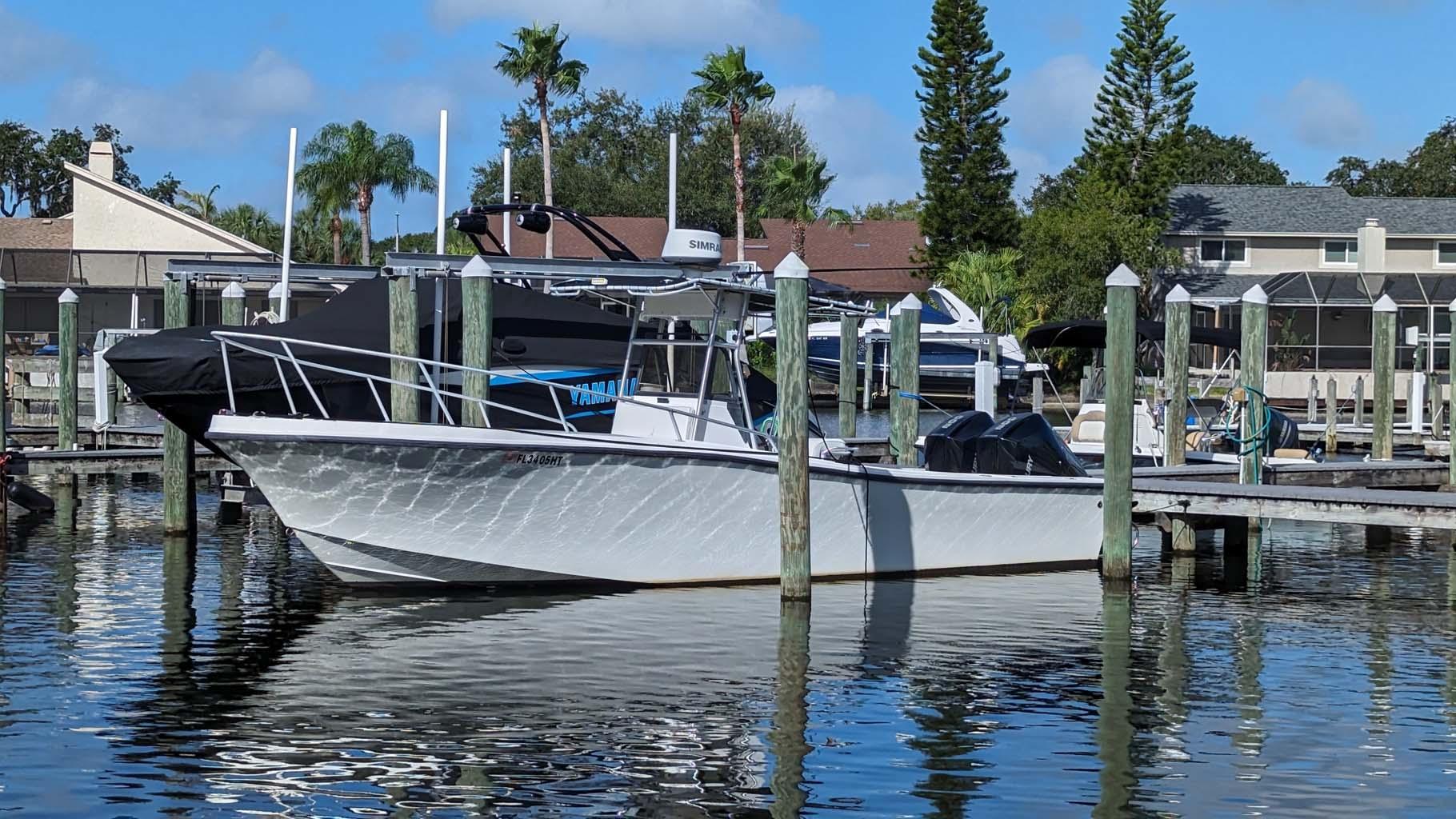 1991 Mako 261 Center Console