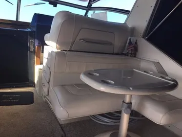 1990 Sea Ray 390 Express Cruiser