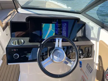 2023 Sea Ray SDX 270 Outboard