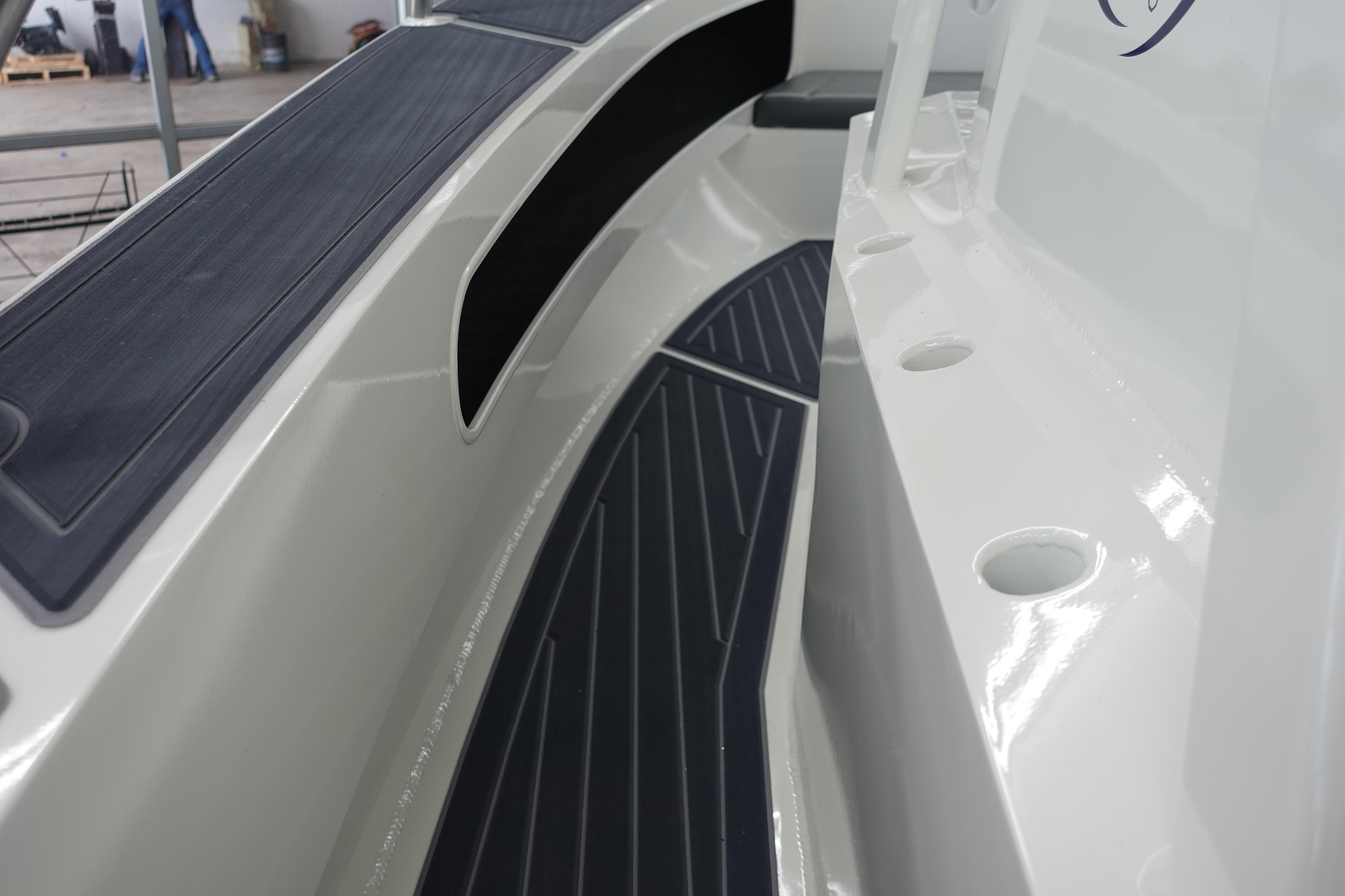 2024 Extreme Boats 745 Center Console 24ft