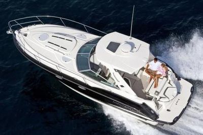 2017 Monterey 335 Sport Yacht