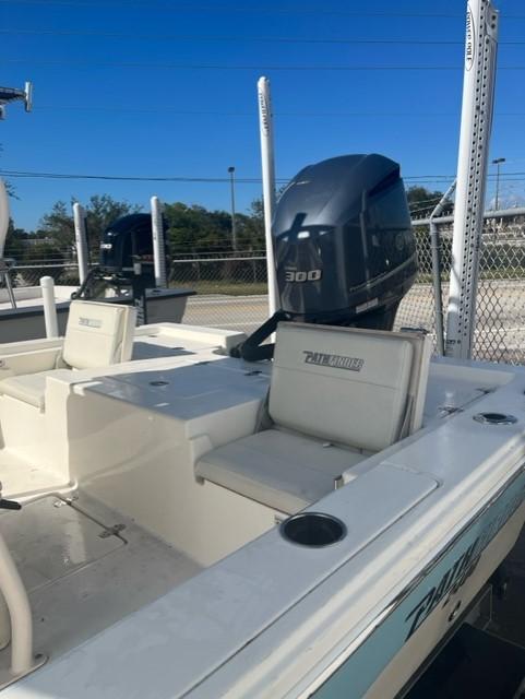 Used 2018 Pathfinder 2400 TRS, 33901 Fort Myers - Boat Trader