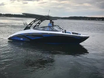 2016 Yamaha Boats 242X E