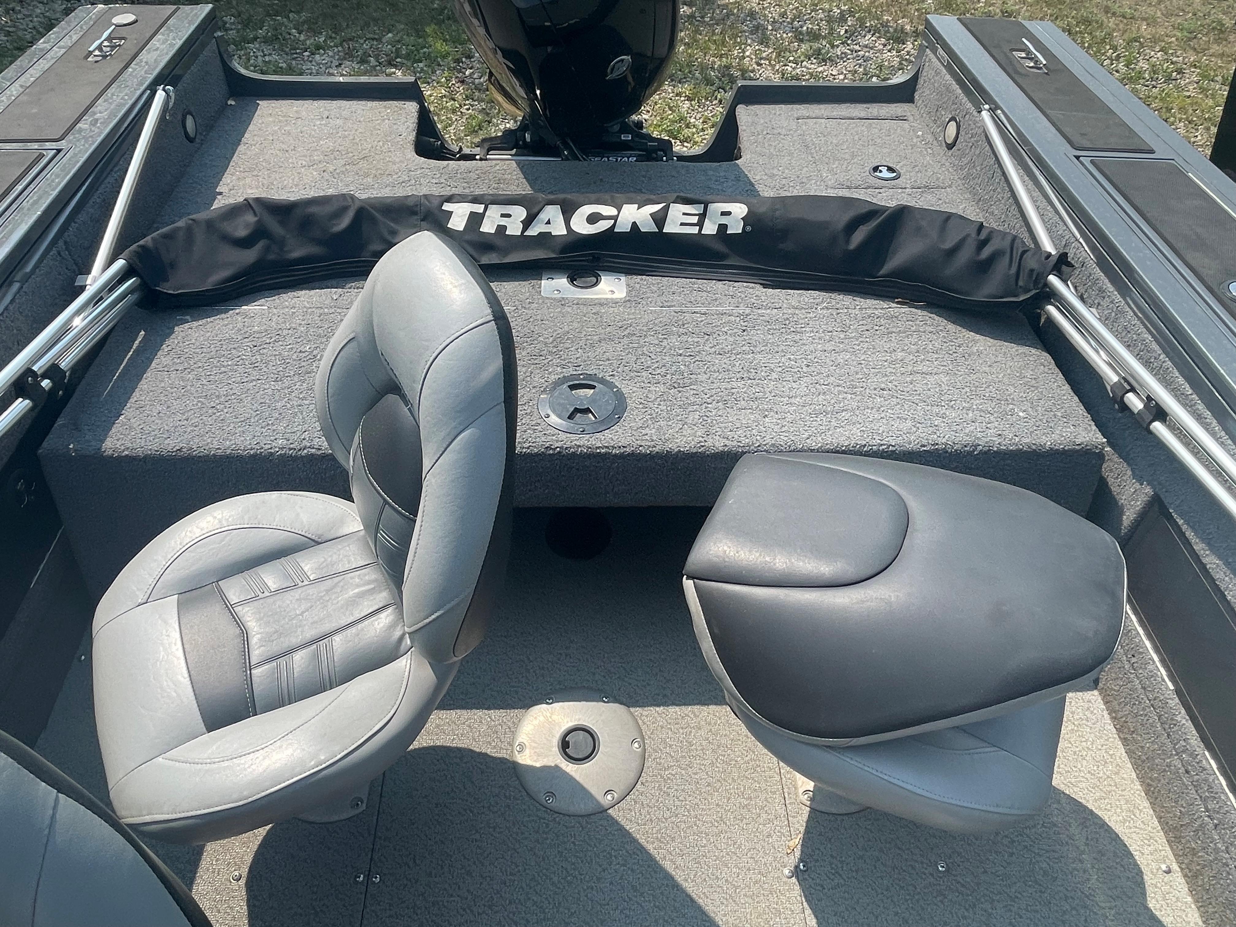 2018 Tracker Targa V-18 WT