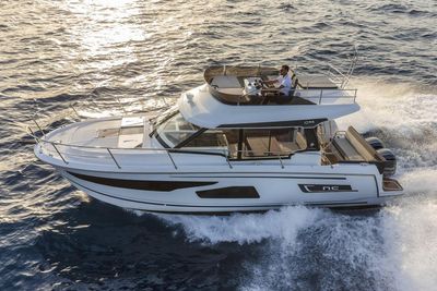 2023 Jeanneau NC Weekender 1095 Fly