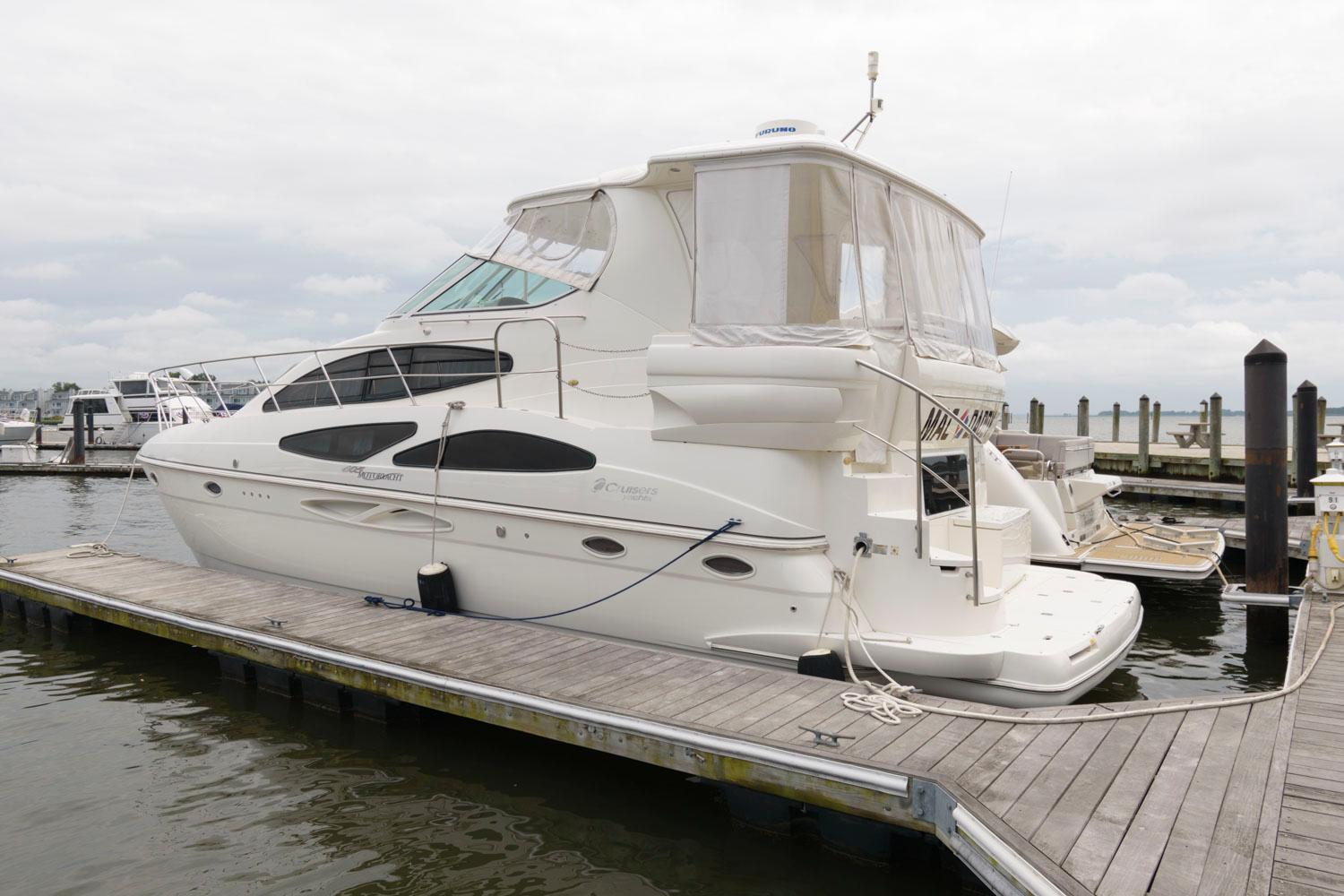 cruisers 405 motor yacht for sale