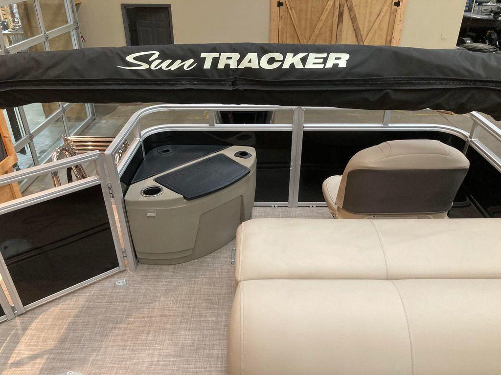 2023 Sun Tracker Sportfish™ 20 DLX