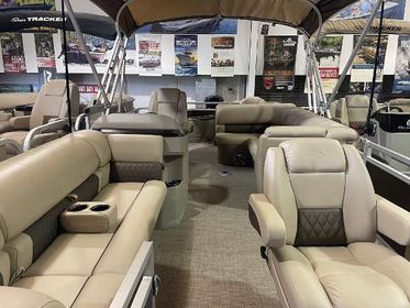 2024 Sun Tracker SportFish 20 DLX