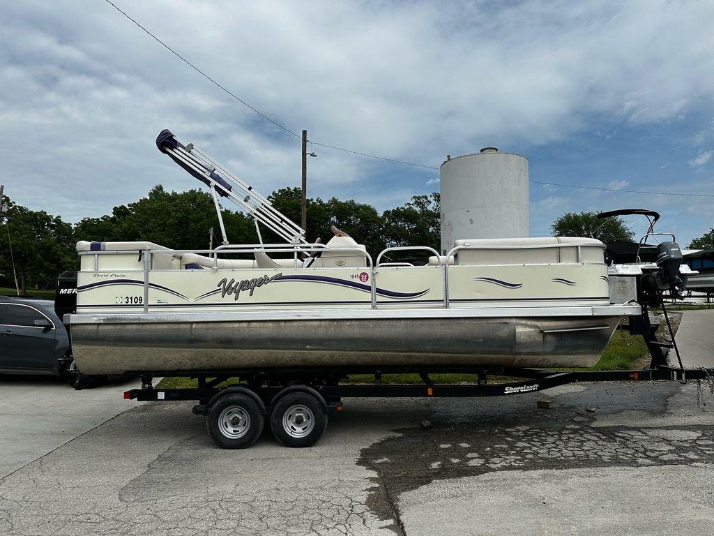 Used 2007 Voyager Express Cruise 22, 64640 Gallatin - Boat Trader